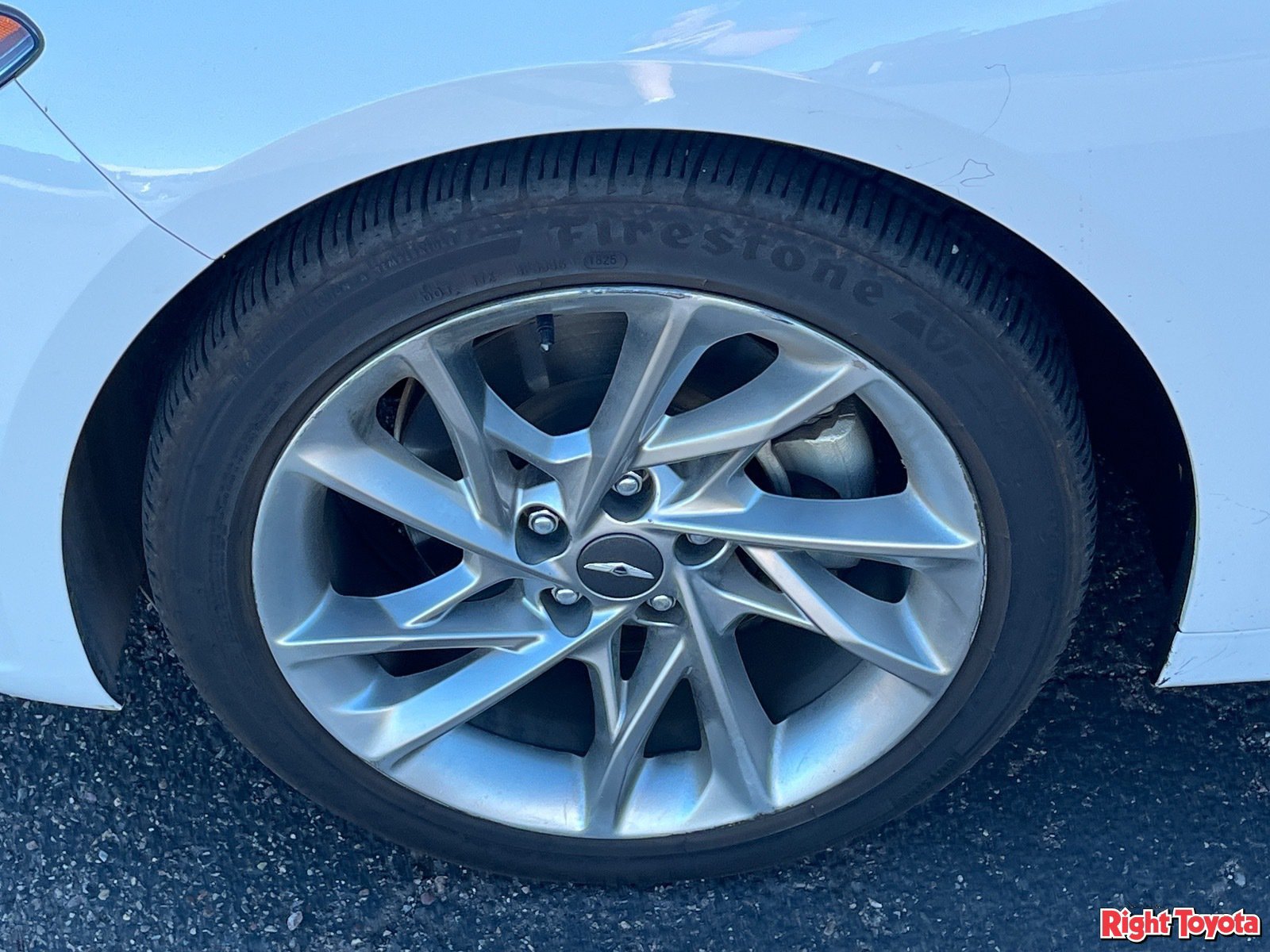 Used 2022 Genesis G70 2.0T RWD image 8