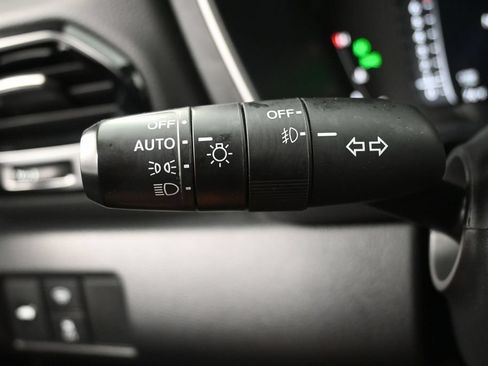 Used 2023 Honda Pilot Elite image 18