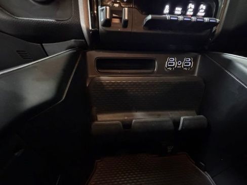 Used 2020 RAM 1500 Big Horn AWD/4WD image 19