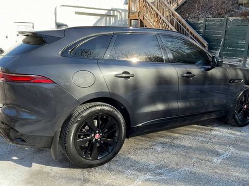 Used 2023 Jaguar F-PACE S image 8