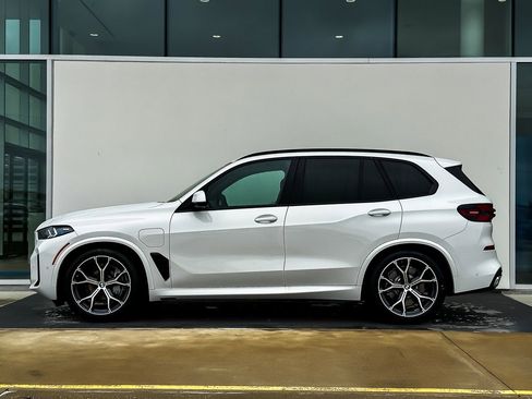 New 2026 BMW X5 xDrive50e w/ M Sport Package image 8
