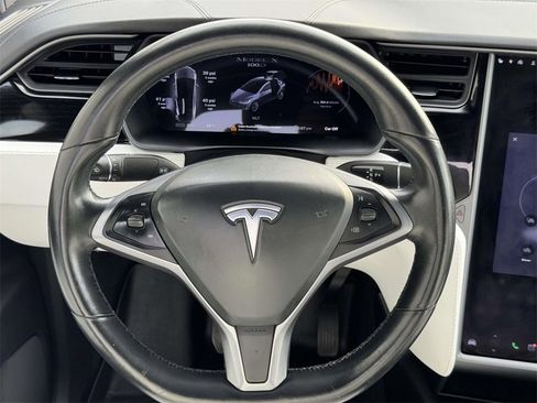Used 2019 Tesla Model X 100D image 8