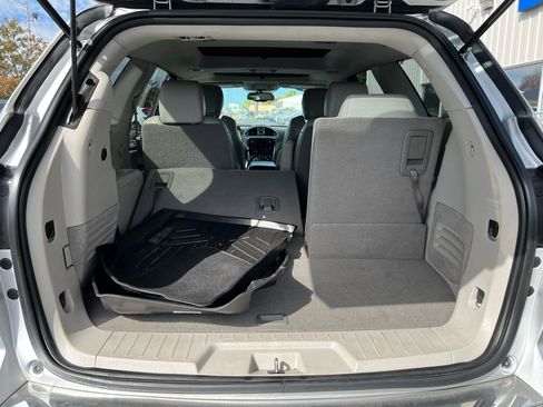 Used 2016 Buick Enclave Leather image 13