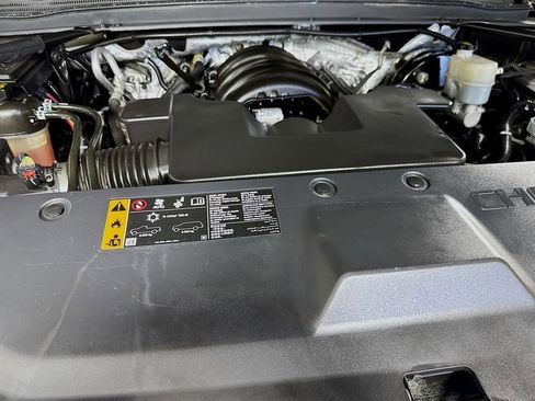 Used 2017 Chevrolet Tahoe Premier AWD/4WD image 40