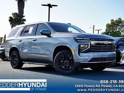 Used 2025 Chevrolet Tahoe LT AWD/4WD image 1