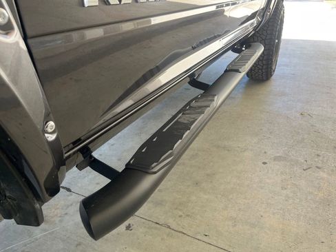 New 2022 RAM 2500 Big Horn w/ Level C Equiment Group image 15