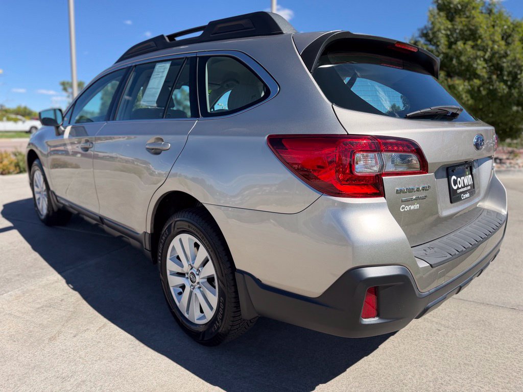 Used 2019 Subaru Outback 2.5i AWD/4WD image 5