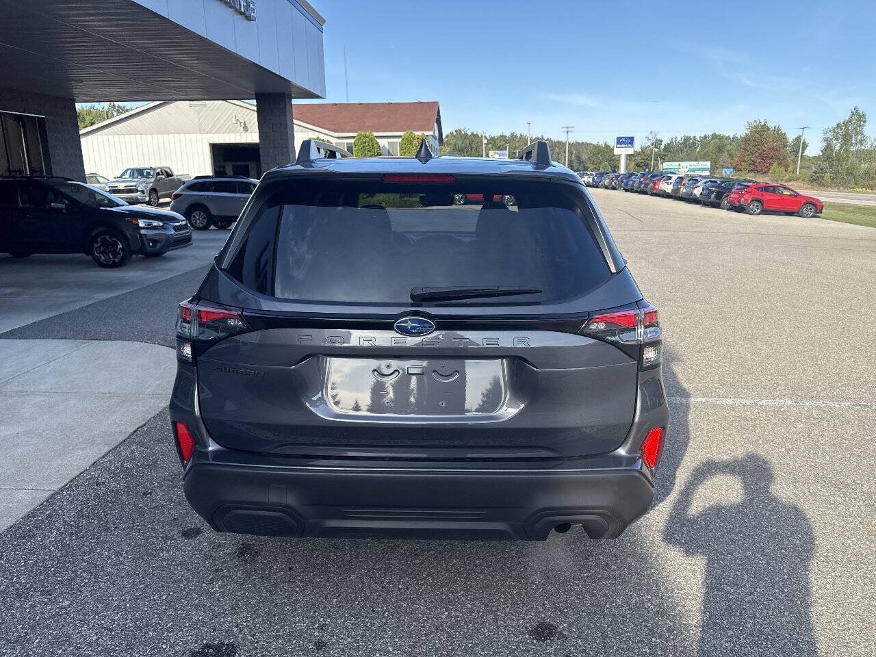 Used 2025 Subaru Forester Premium AWD/4WD image 5