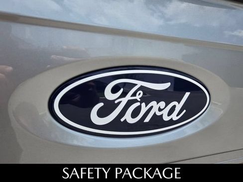 Used 2025 Ford F150 XLT w/ Equipment Group 301A Standard AWD/4WD image 11