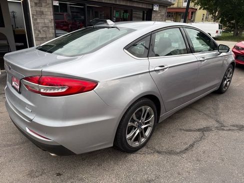 Used 2020 Ford Fusion SEL FWD image 4