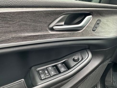 Certified 2024 Jeep Grand Cherokee L Limited w/ Luxury Tech Group II image 28