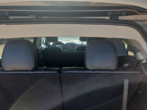 Used 2015 Dodge Journey Crossroad w/ Flexible Seating Group image 6