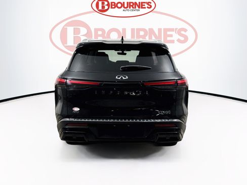 Used 2023 INFINITI QX60 Luxe w/ Performance Audio Package AWD/4WD image 11