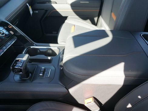 New 2026 GMC Sierra 1500 AT4 w/ Technology Package image 33