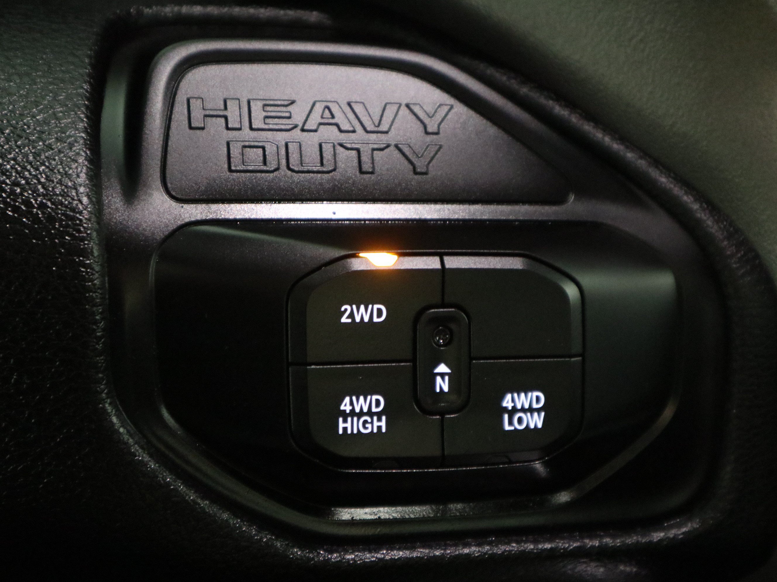 Used 2026 RAM 2500 Laramie AWD/4WD image 27