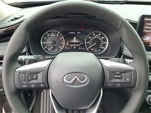 Used 2025 INFINITI QX60 Pure image 19