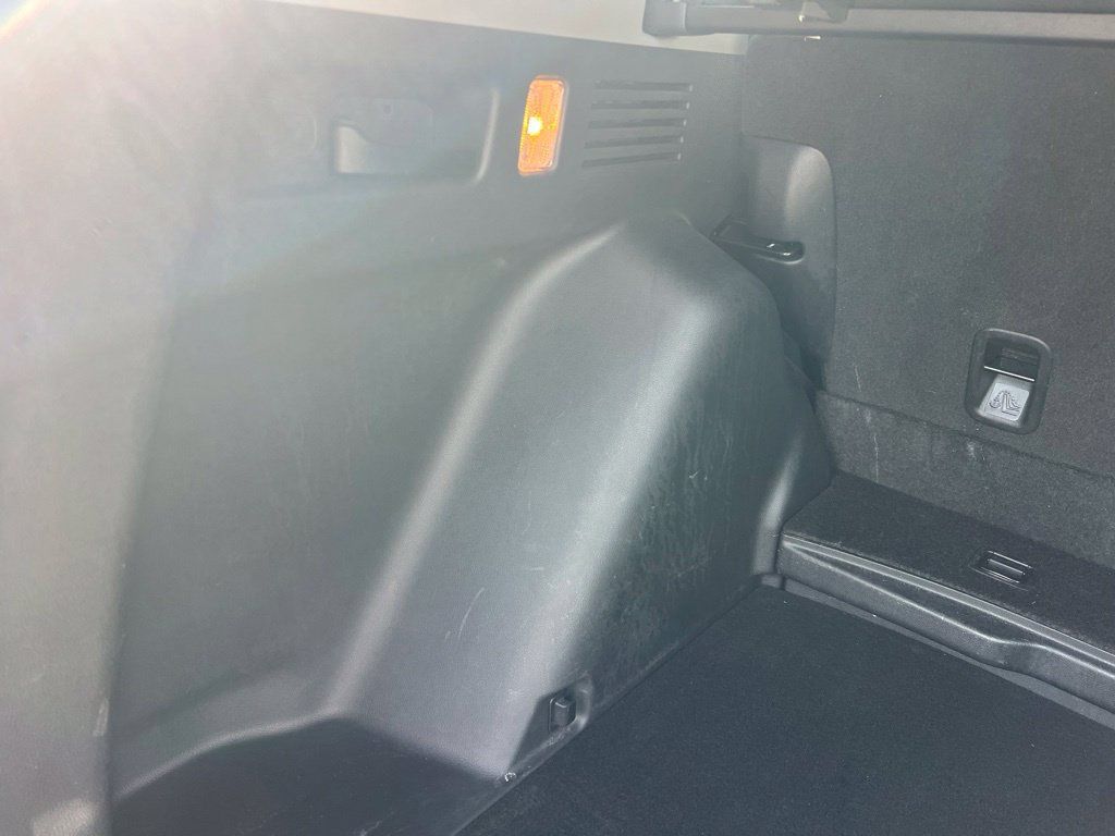 Used 2022 Honda CR-V EX-L image 9