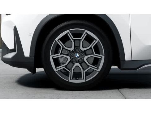 New 2025 BMW X1 xDrive28i w/ Convenience Package image 7