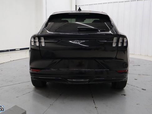 Certified 2022 Ford Mustang Mach-E Premium image 6