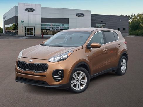 Used 2019 Kia Sportage LX image 1