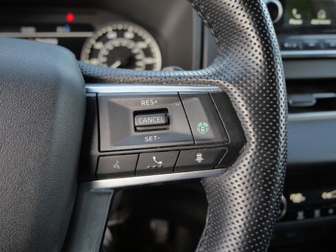 Used 2022 Mitsubishi Outlander SE image 28