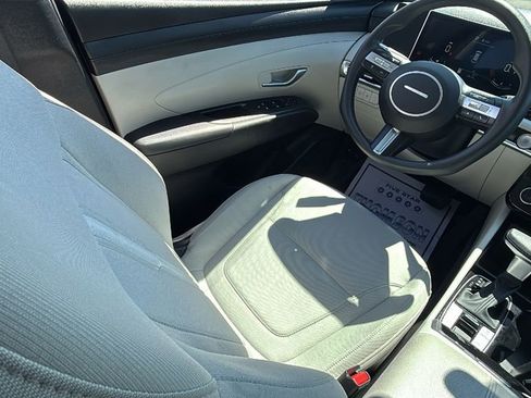 Used 2025 Hyundai Tucson SEL image 14