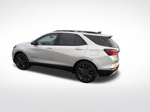 Used 2022 Chevrolet Equinox RS w/ RS Leather Package image 10