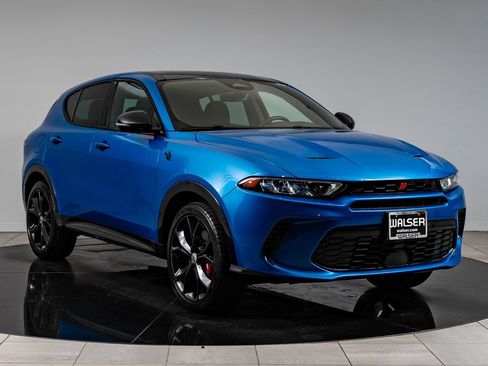 Used 2024 Dodge Hornet R/T Plus AWD/4WD image 12