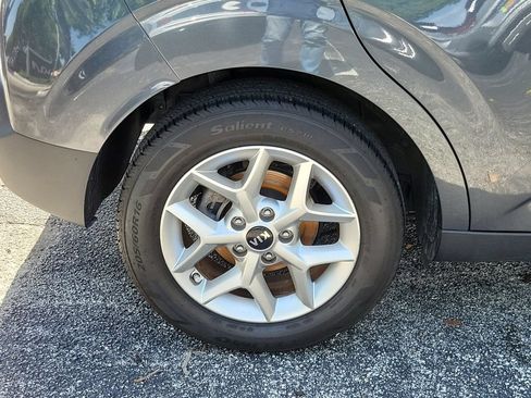 Used 2020 Kia Soul S FWD image 7