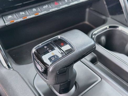 Used 2023 GMC Sierra 1500 AT4 w/ AT4 Preferred Package AWD/4WD image 17
