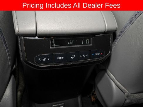 Certified 2024 Toyota Highlander XLE AWD/4WD image 8