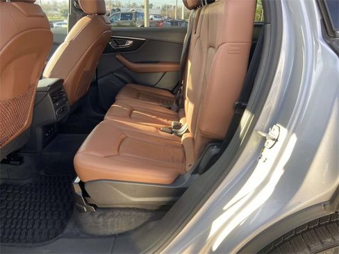 Used 2022 Audi Q7 2.0T Premium image 9