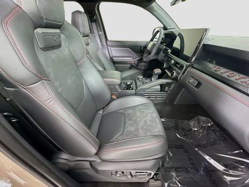 Certified 2025 Toyota Tacoma TRD Pro AWD/4WD image 29