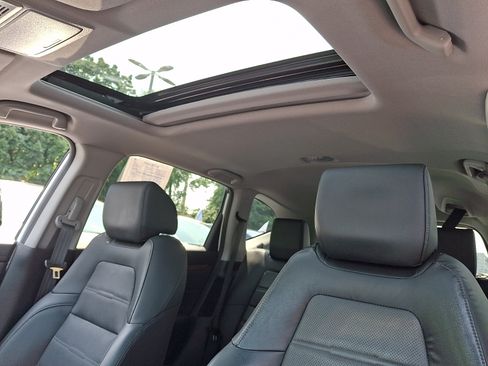 Certified 2022 Honda CR-V Touring image 13