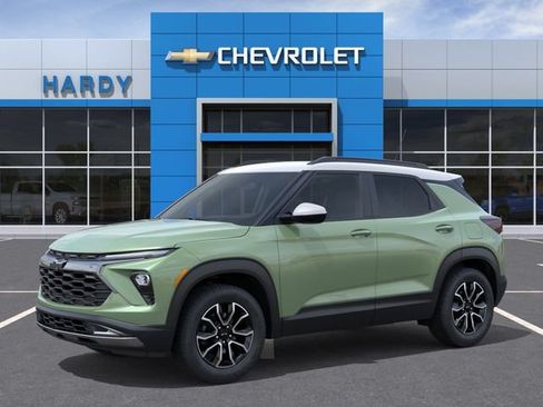 New 2026 Chevrolet TrailBlazer ACTIV w/ Convenience Package FWD image 2
