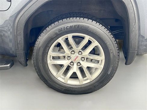 Used 2020 GMC Sierra 1500 SLT w/ SLT Premium Plus Package image 39