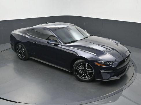 Used 2021 Ford Mustang Coupe w/ Equipment Group 101A RWD image 28