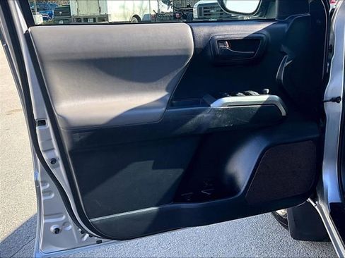 Used 2021 Toyota Tacoma SR5 image 18
