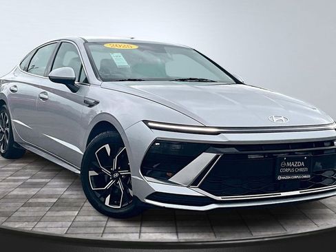 Used 2025 Hyundai Sonata SEL image 4