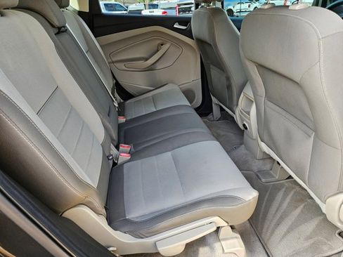 Used 2015 Ford Escape SE image 19