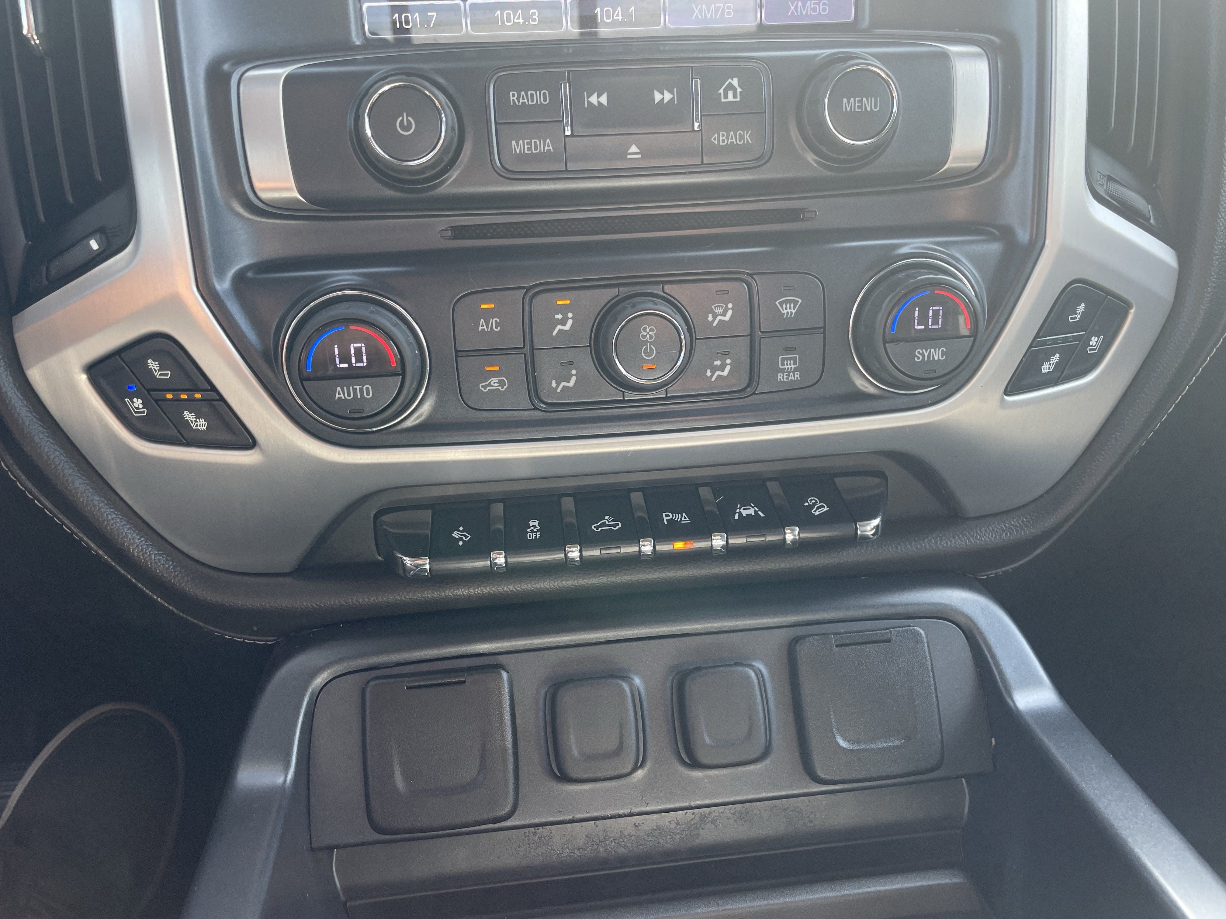 Used 2017 GMC Sierra 1500 SLT AWD/4WD image 24