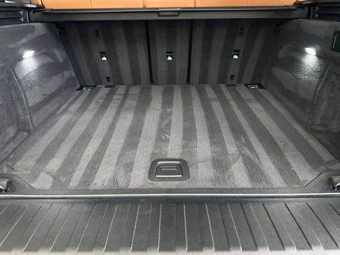 Used 2026 BMW X5 xDrive40i image 15