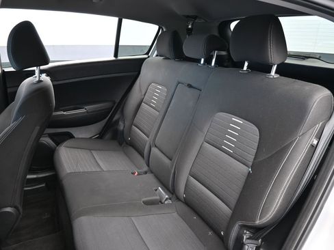 Used 2020 Kia Sportage LX w/ LX Popular Package image 32