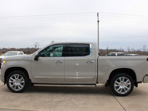 New 2026 Chevrolet Silverado 1500 High Country image 6