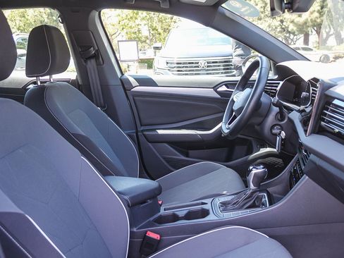 Used 2025 Volkswagen Jetta Sport FWD image 17