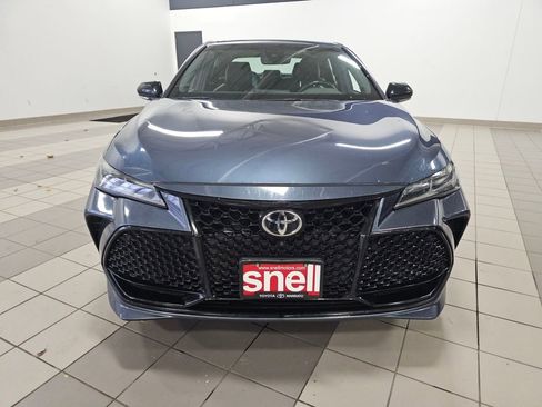 Used 2022 Toyota Avalon Touring w/ Advanced Safety Package image 8