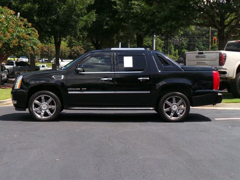 Used 2013 Cadillac Escalade EXT Luxury AWD/4WD image 5