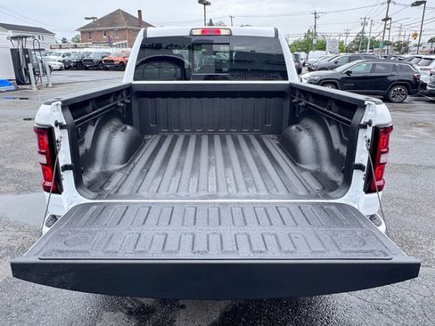 New 2026 RAM 1500 4x4 Crew Cab image 7
