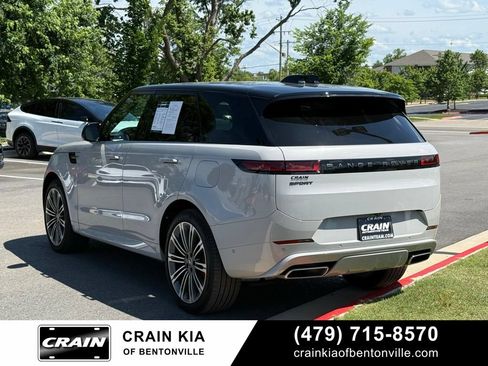 Used 2025 Land Rover Range Rover Sport Dynamic SE AWD/4WD image 5
