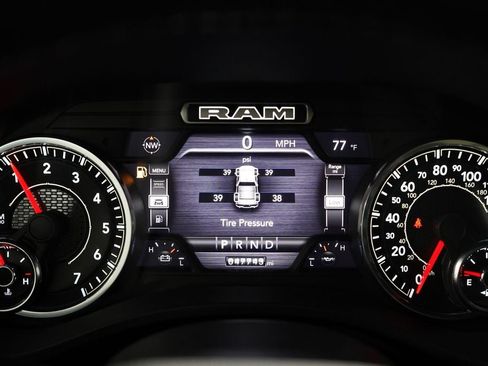 Used 2023 RAM 1500 Laramie AWD/4WD image 15